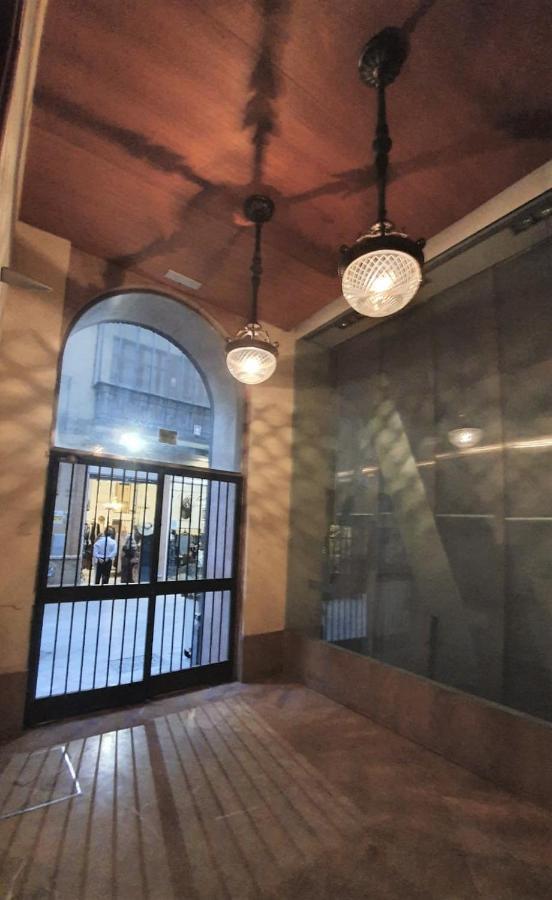 Encantador Apartamento En El Corazon De Sevilla エクステリア 写真